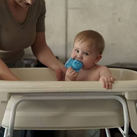 Складна ванночка з індикатором температури Tega Baby, бежева  FB-004-119 фото